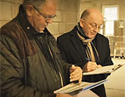 Oz Clarke visits Sark Winery